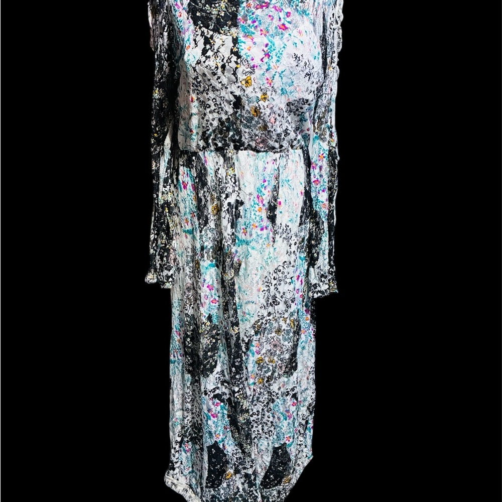 ✨ Belle Sky Lace Maxi Dress – Size Large – NWT ✨
